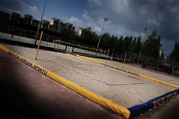 Budowa boiska do siatkówki plażowej